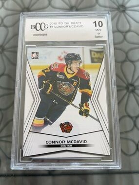 Connor McDavid 2015 ITG Edmonton Oilers  Rookie RC Hockey Card Beckett Graded 10
